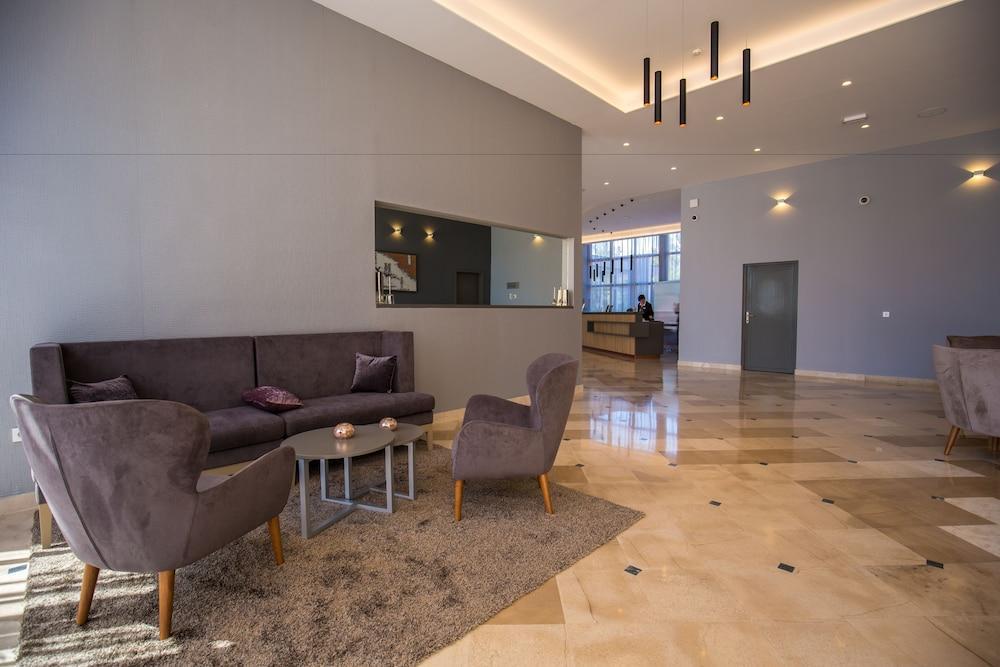 Arena Hotel Holiday Μεντουλίν Εξωτερικό φωτογραφία