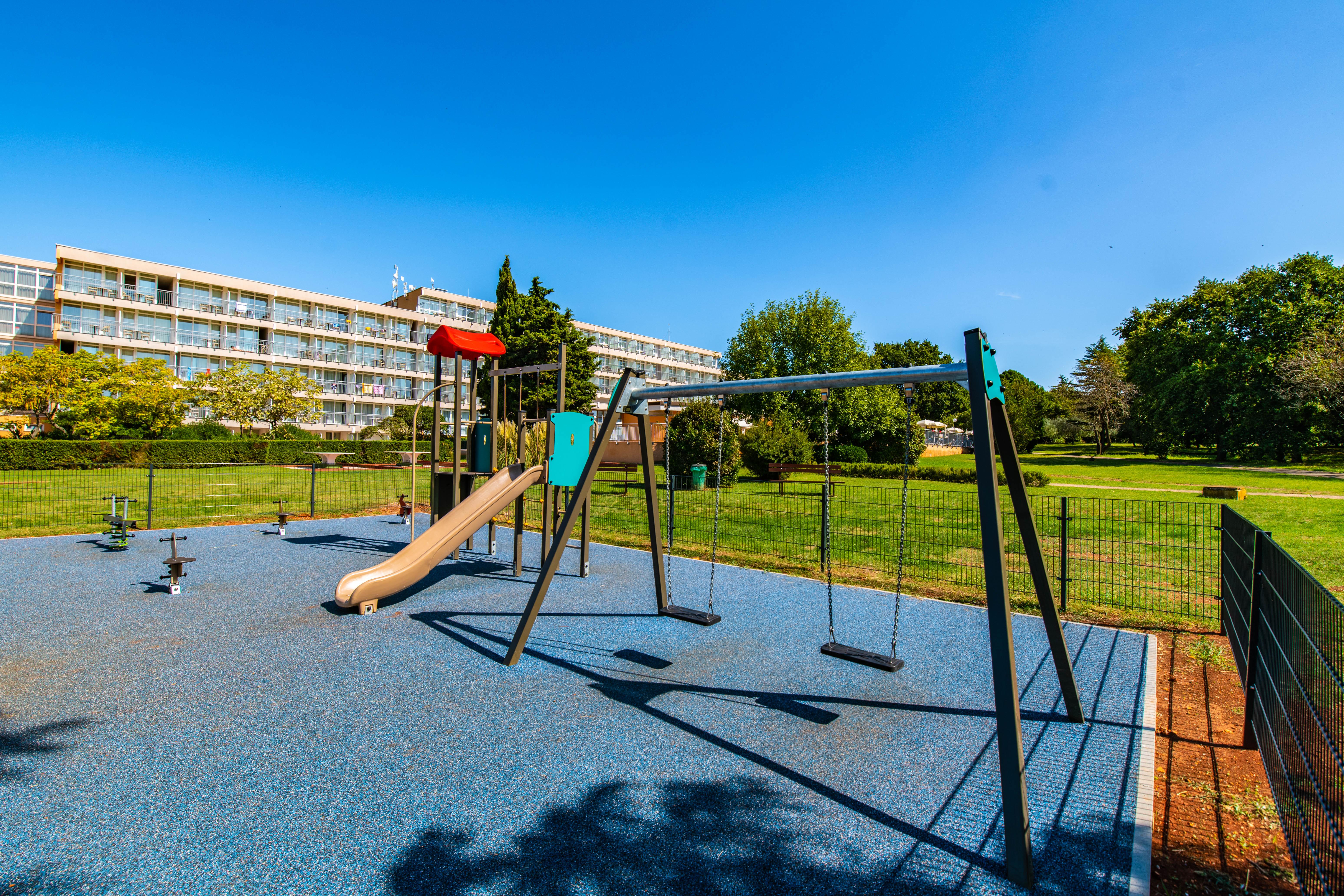 Arena Hotel Holiday Μεντουλίν Εξωτερικό φωτογραφία