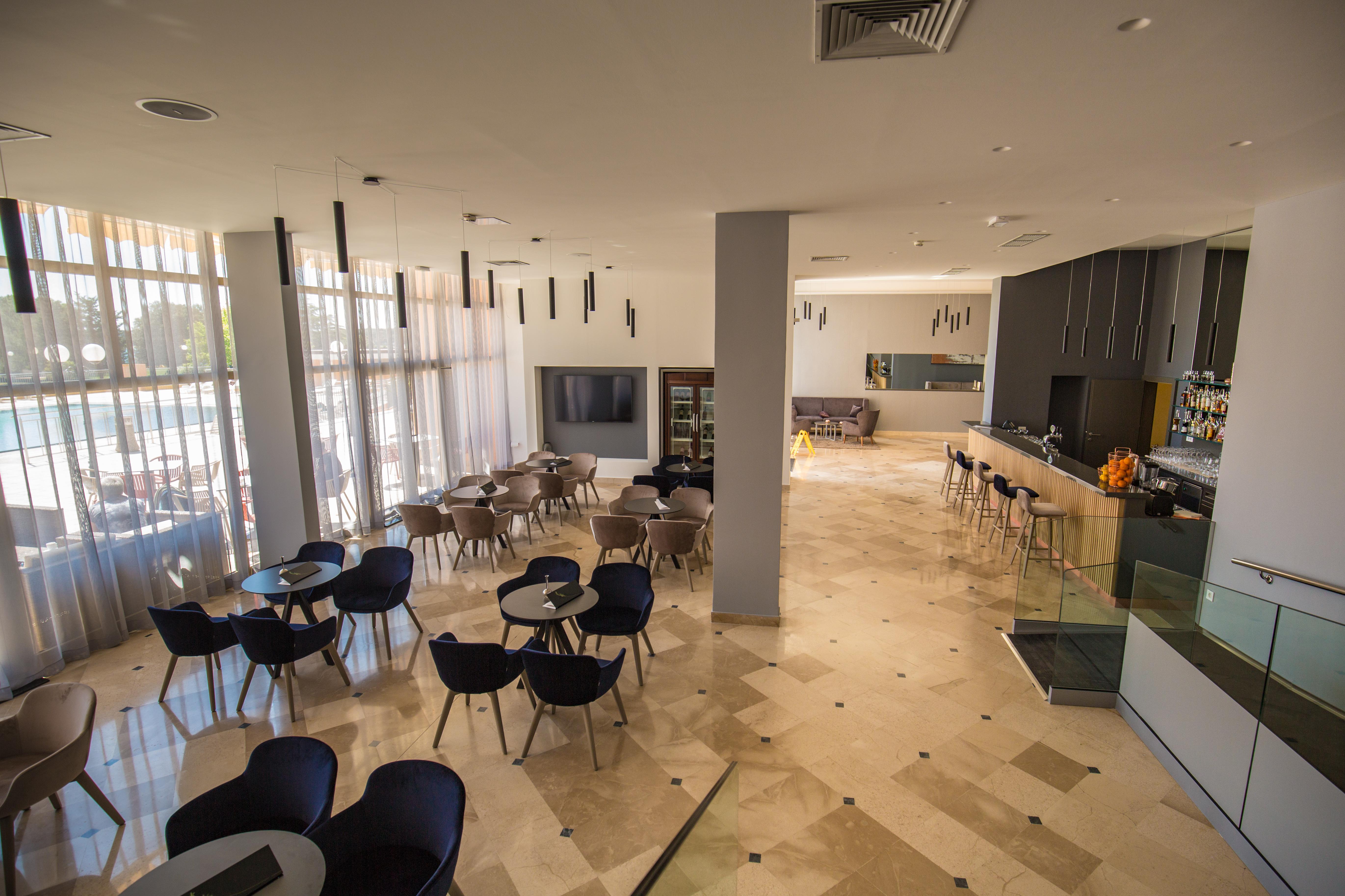 Arena Hotel Holiday Μεντουλίν Εξωτερικό φωτογραφία