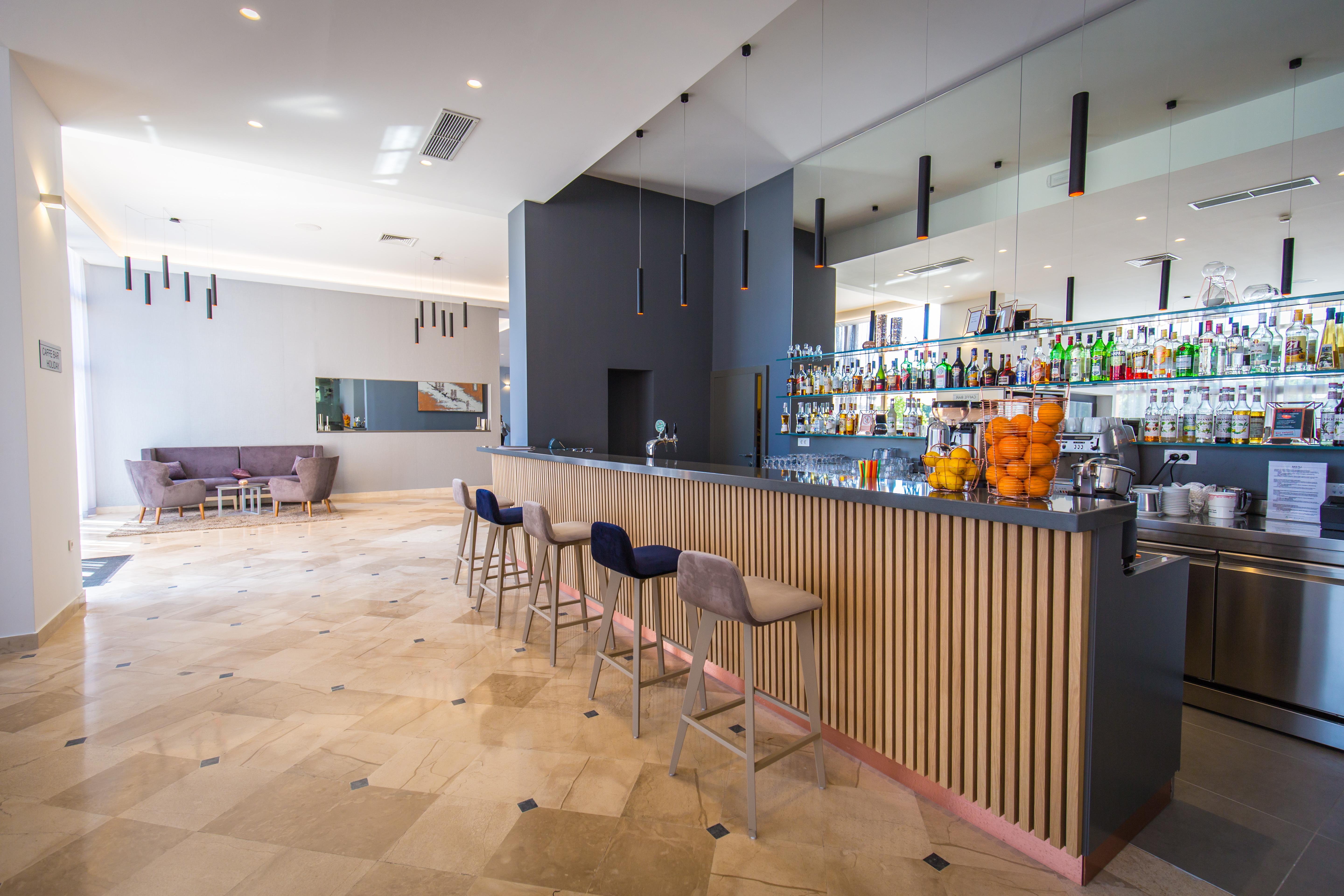 Arena Hotel Holiday Μεντουλίν Εξωτερικό φωτογραφία