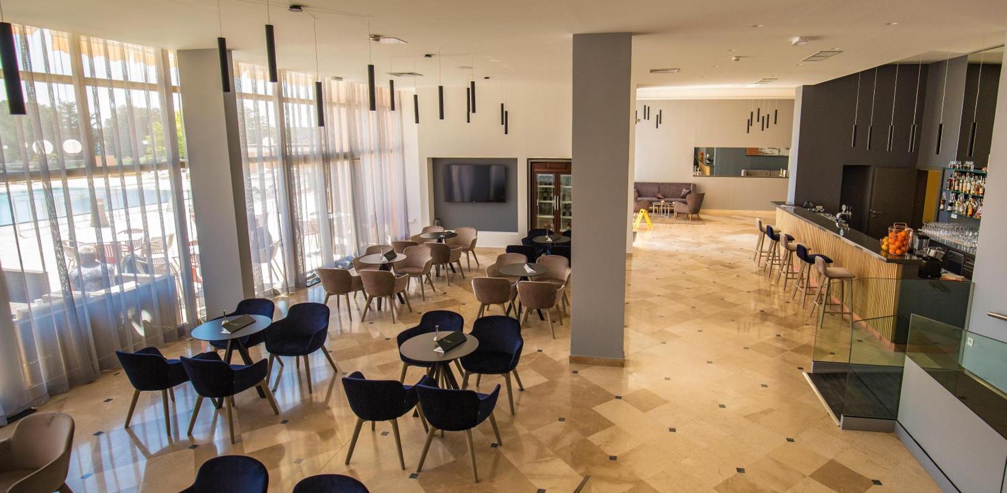 Arena Hotel Holiday Μεντουλίν Εξωτερικό φωτογραφία