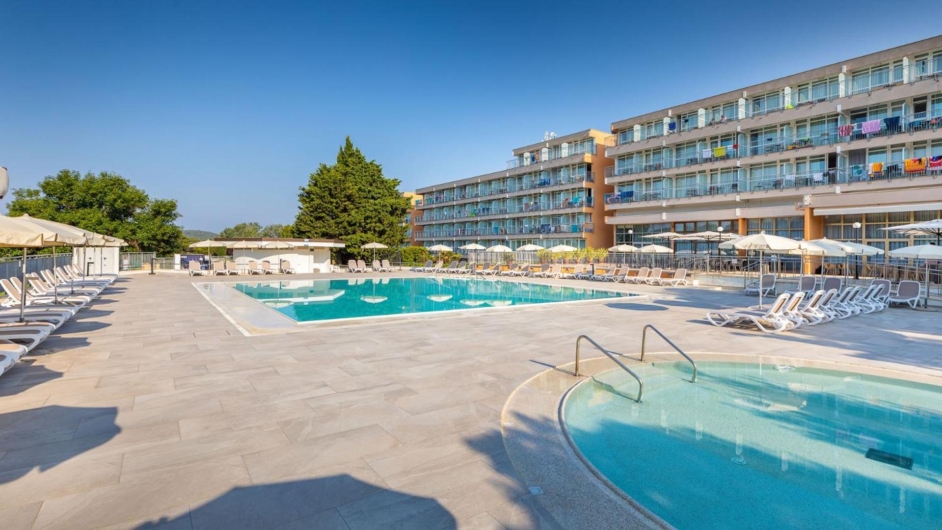 Arena Hotel Holiday Μεντουλίν Εξωτερικό φωτογραφία
